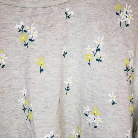 Circle X All Over‎ Floral Sweatshirt - Picture 4 of 11
